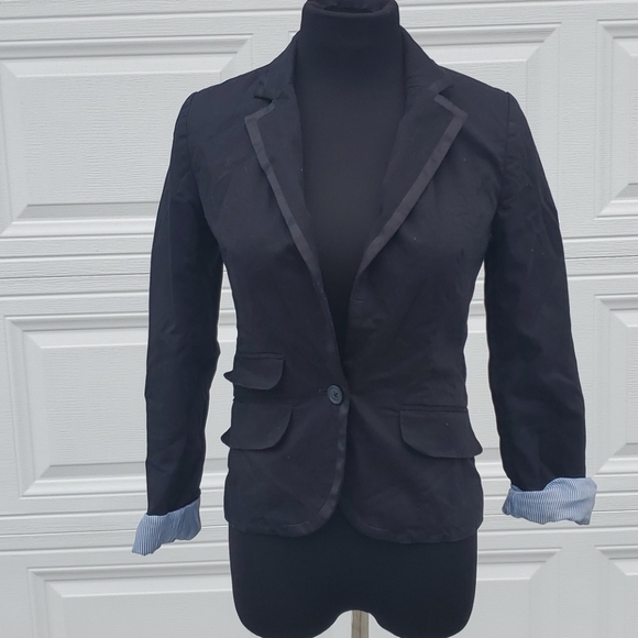 American Eagle Outfitters Jackets & Blazers - American eagle size XS black velvet blazer